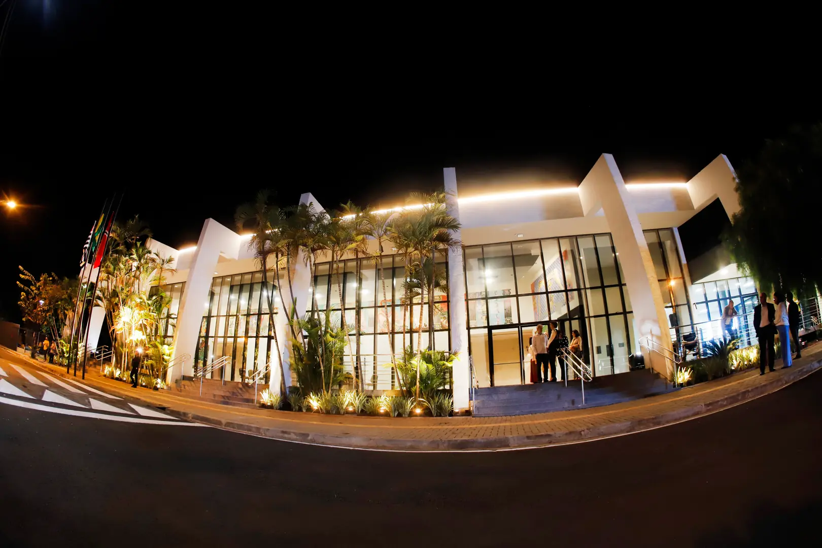 Thumbnail description