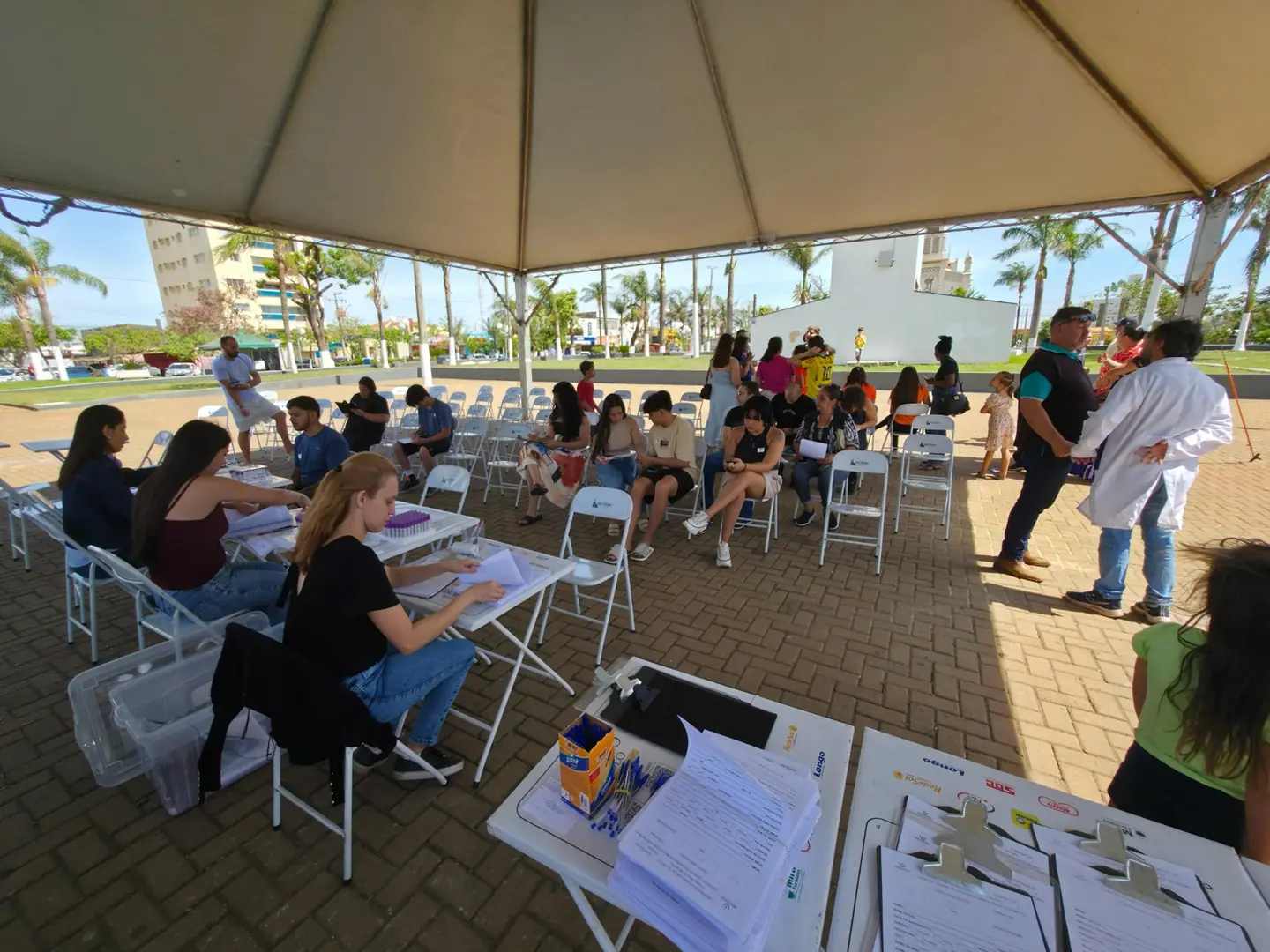 Hemocentro Itinerante realiza cadastro de doadores de medula óssea em Catanduva