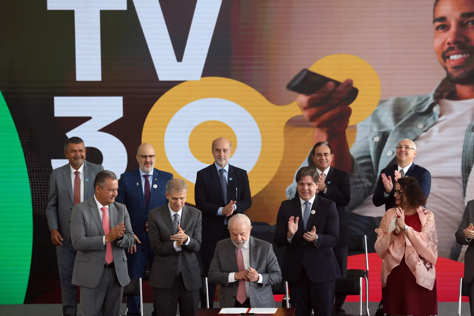 Brasília (DF), 27/08/2025 - O presidente Luiz Inácio Lula da Silva durante cerimônia de assinatura do decreto que regulamenta a TV 3.0 no no Palácio do Planalto. Foto: Lula Marques/Agência Brasil (Fotográfo/Agência Brasil)