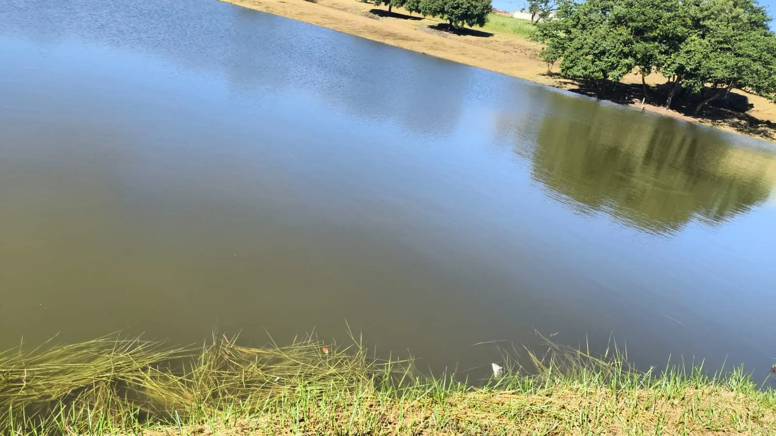 Represa onde ocorreu o afogamento em Nhandeara (Divulgação/Bombeiros)
