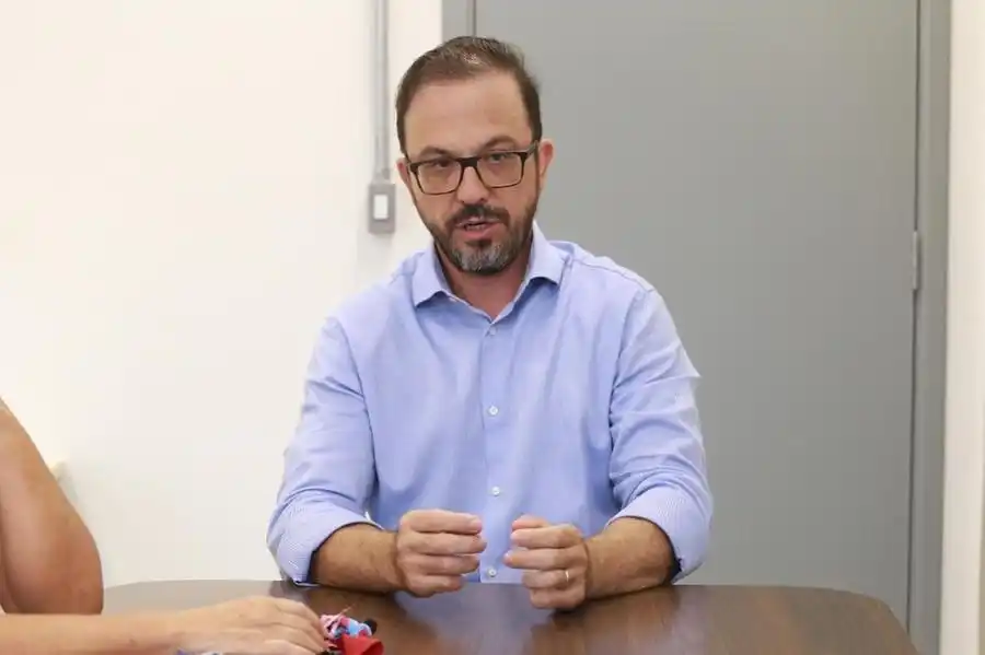 Evandro Pelarin destaca a importância de oferecer capacitação às berçaristas (Johnny Torres/Arquivo)