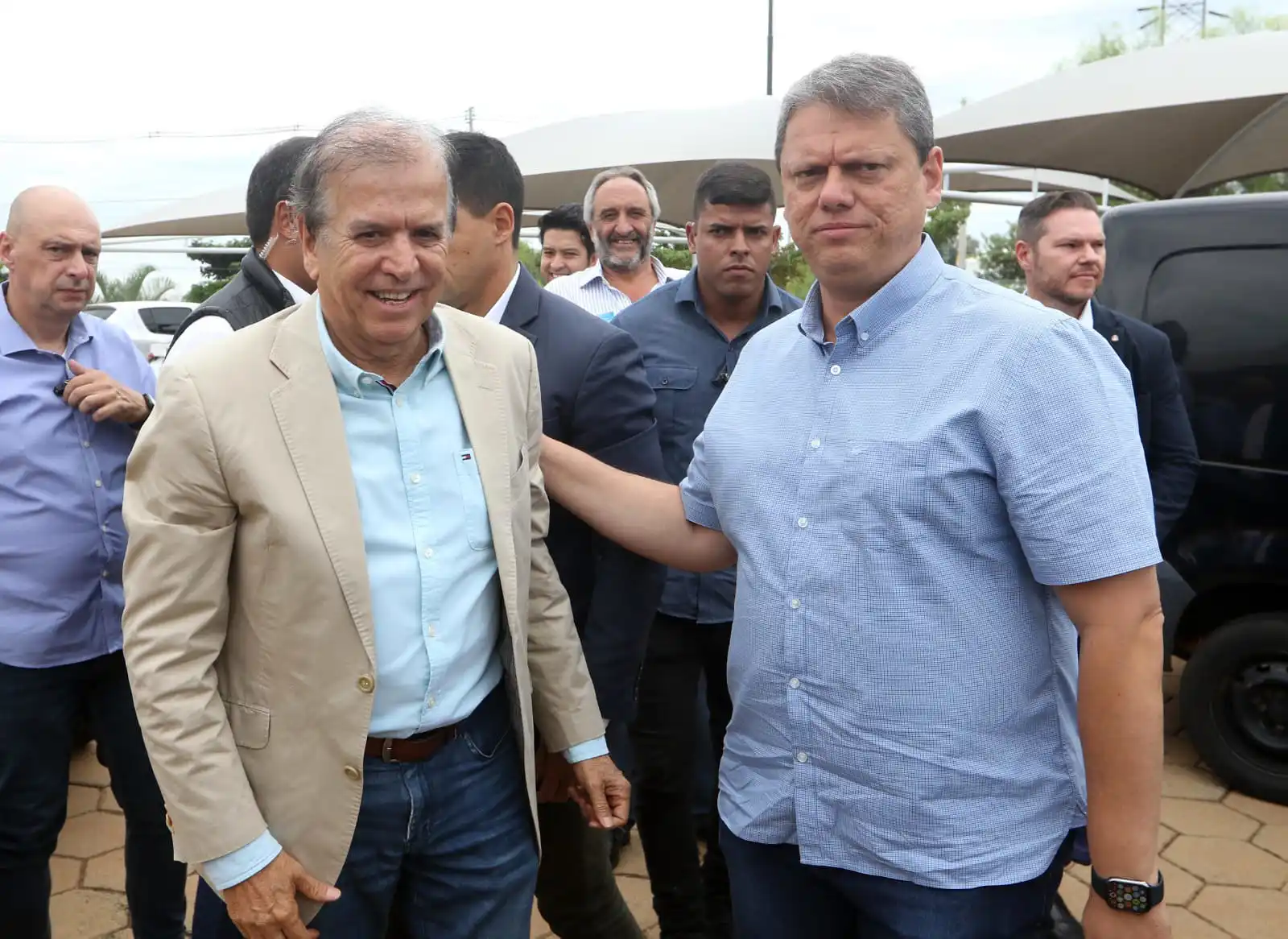 Prefeito de Rio Preto, Edinho Araújo (MDB), e o governador de SP, Tarcísio de Freitas (Republicanos) (Divulgação/Governo de SP)