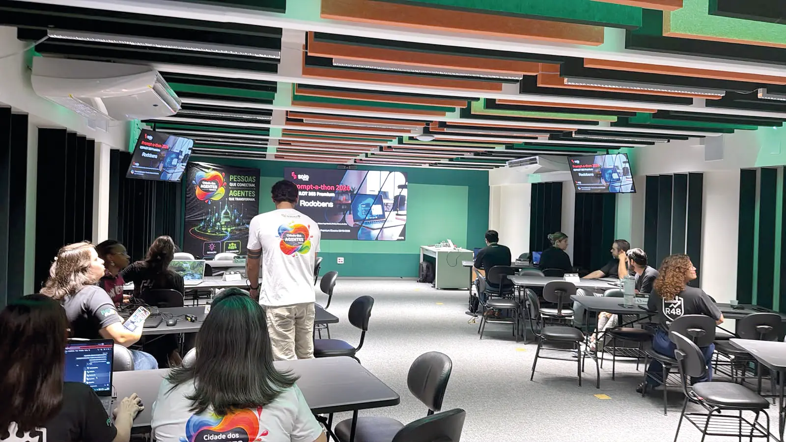 Rodobens realiza Prompt-a-thon 2026 para inovar com IA