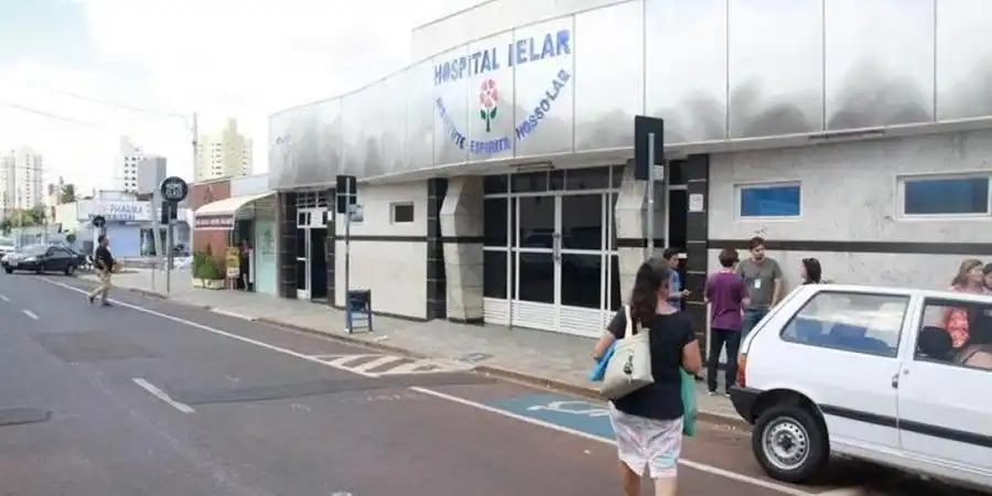 Fachada do Hospital Ielar, que fechou as portas em junho de 2017 (Mara Souza/Arquivo Diário)