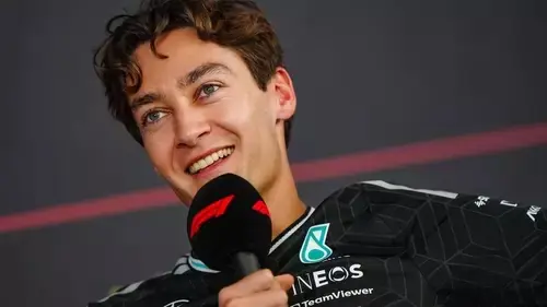 George Russell conquista a pole position no GP do Azerbaijão