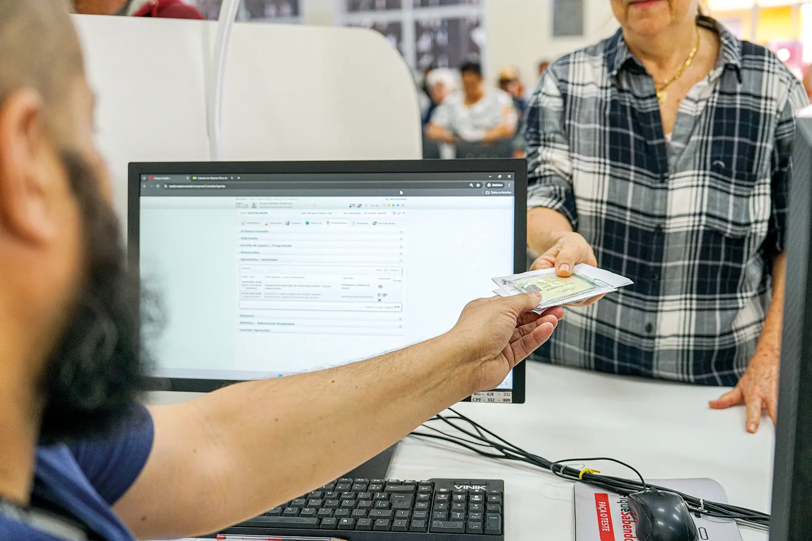 Thumbnail description