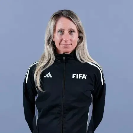 Tori Penso será a árbitra da partida (Divulgação)