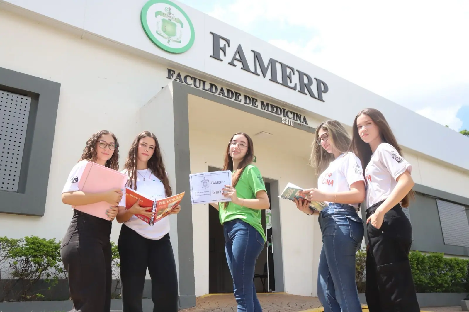 Thumbnail description