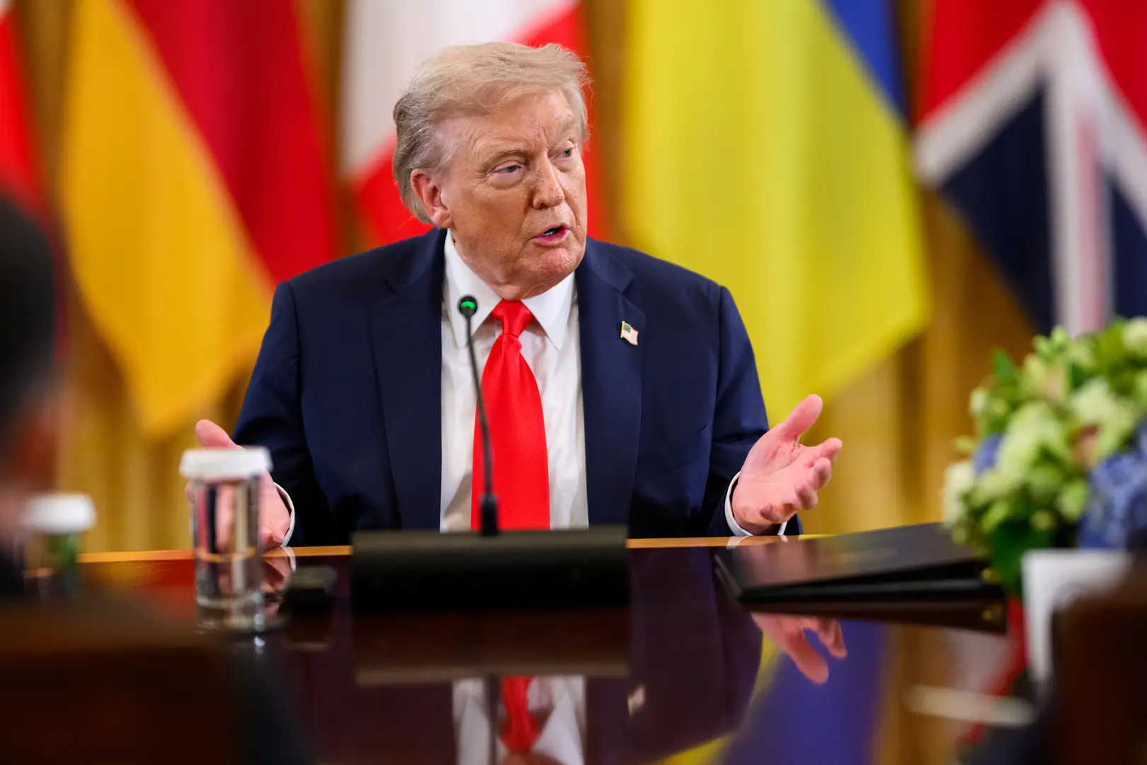 President Donald Trump hosts a multilateral meeting with President Volodymyr Zelenskyy of Ukraine and European leaders, Monday, August 18, 2025, in the East Room of the White House. (Official White House Photo by Daniel Torok) (White House)
