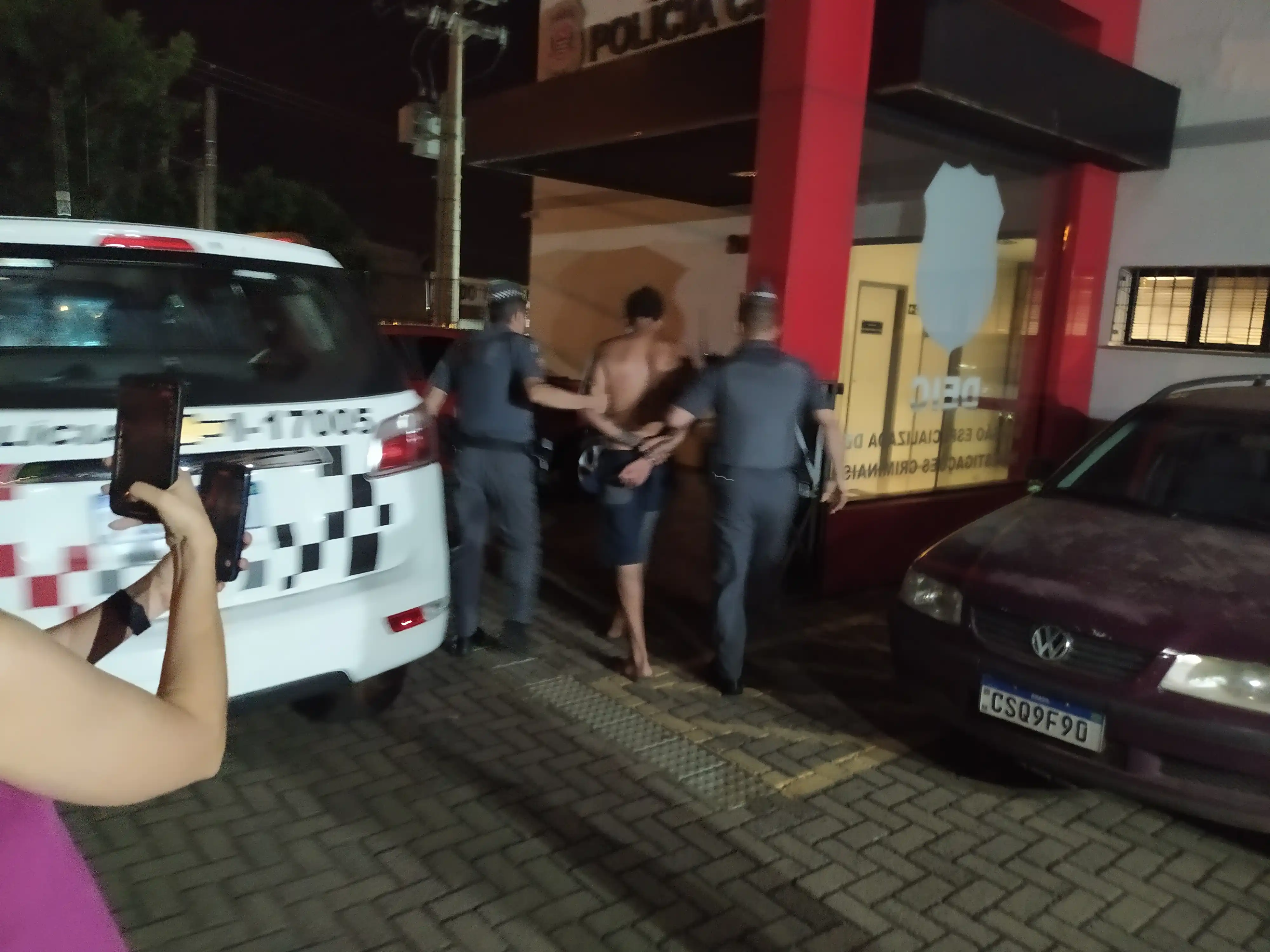 Homem foi conduzido à sede da Deic, em Rio Preto (Gabriel Vital 13/9/2023)