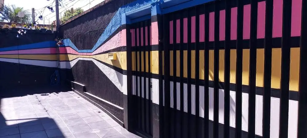 Mural “Perspectiva em CMYK”, por juny kp! realizado em parceria com Lino95, com recursos do edital PNAB 2024 (Divulgação)