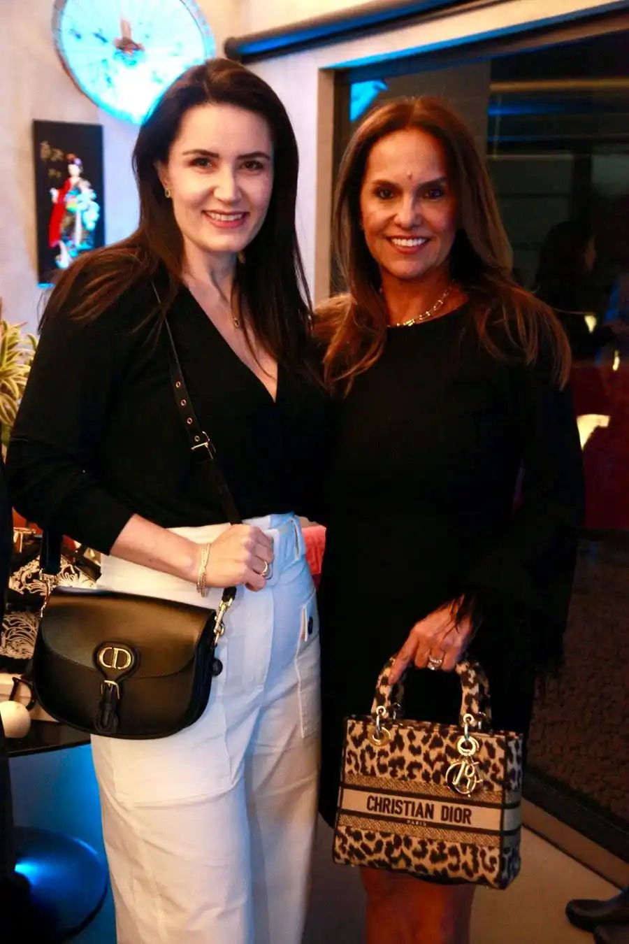 Fernanda Macagnani e Wilma Coelho Reverendo, no Daya Sushi Bar (Arnaldo Mussi)