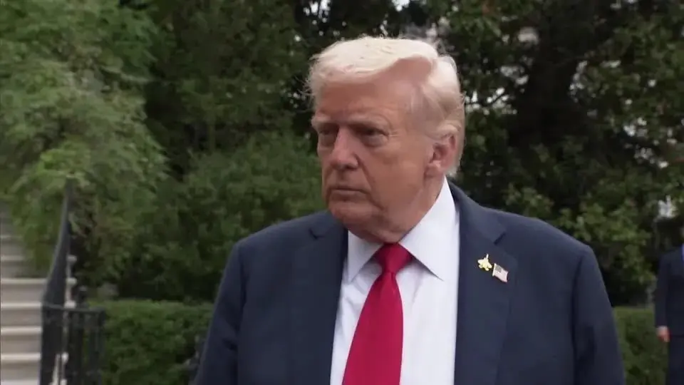 Donald Trump, presidente dos Estados Unidos, que agora avalia ataques por terra à Venezuela (Reprodução/Redes Sociais)