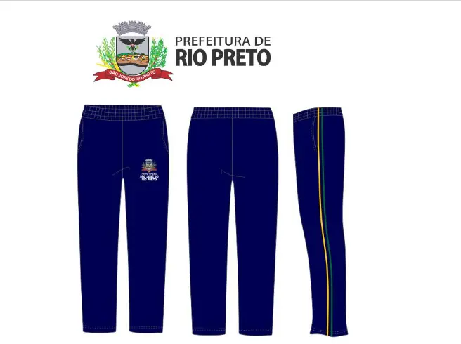 Modelos de uniformes com faixa verde e amarela (Reprodução)