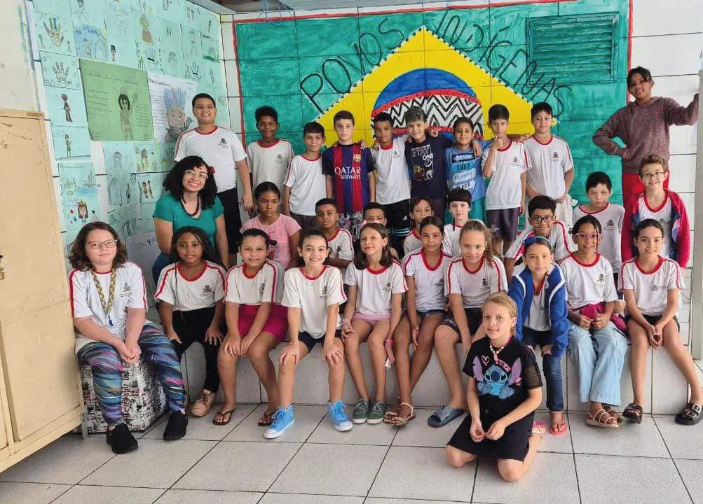 Estudantes da escola Teixeira Marques analisaram contexto histórico de caso noticiado (Arquivo Pessoal)