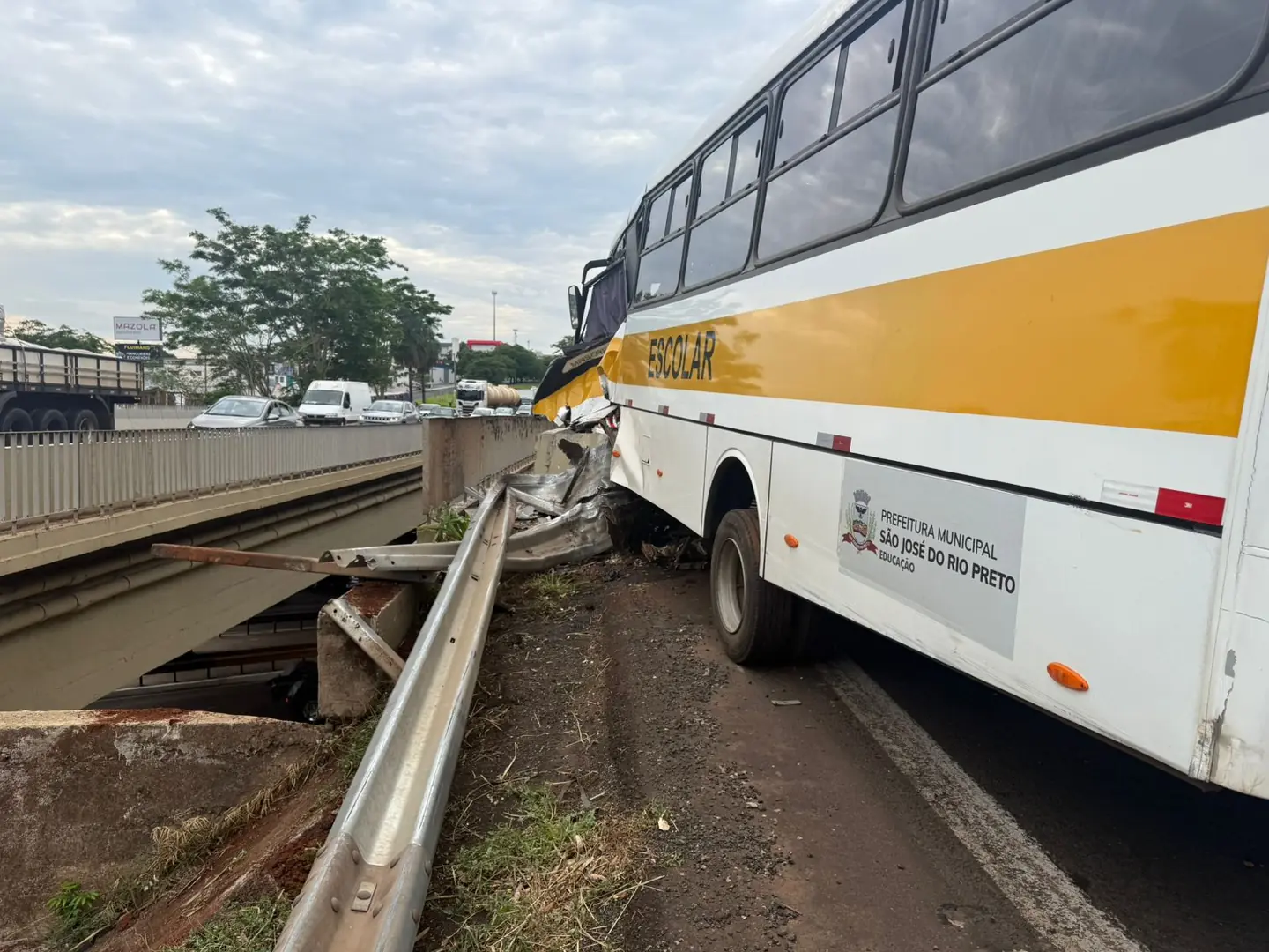 Thumbnail description