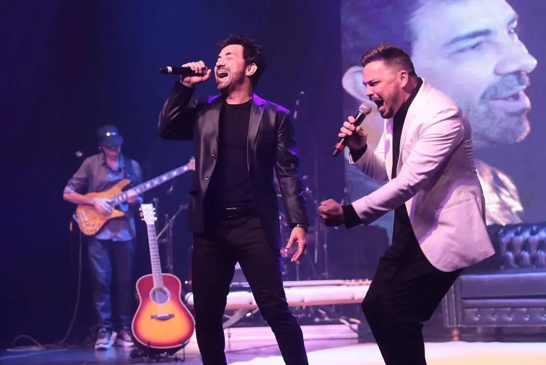 Tonny e Kleber se apresentam neste sábado, 9, a partir das 20h, no Salão Social (Cristiano Furtado/Divulgação)