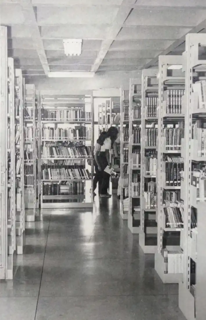 Biblioteca Municipal, no Centro Cultural (Arquivo Público Municipal)
